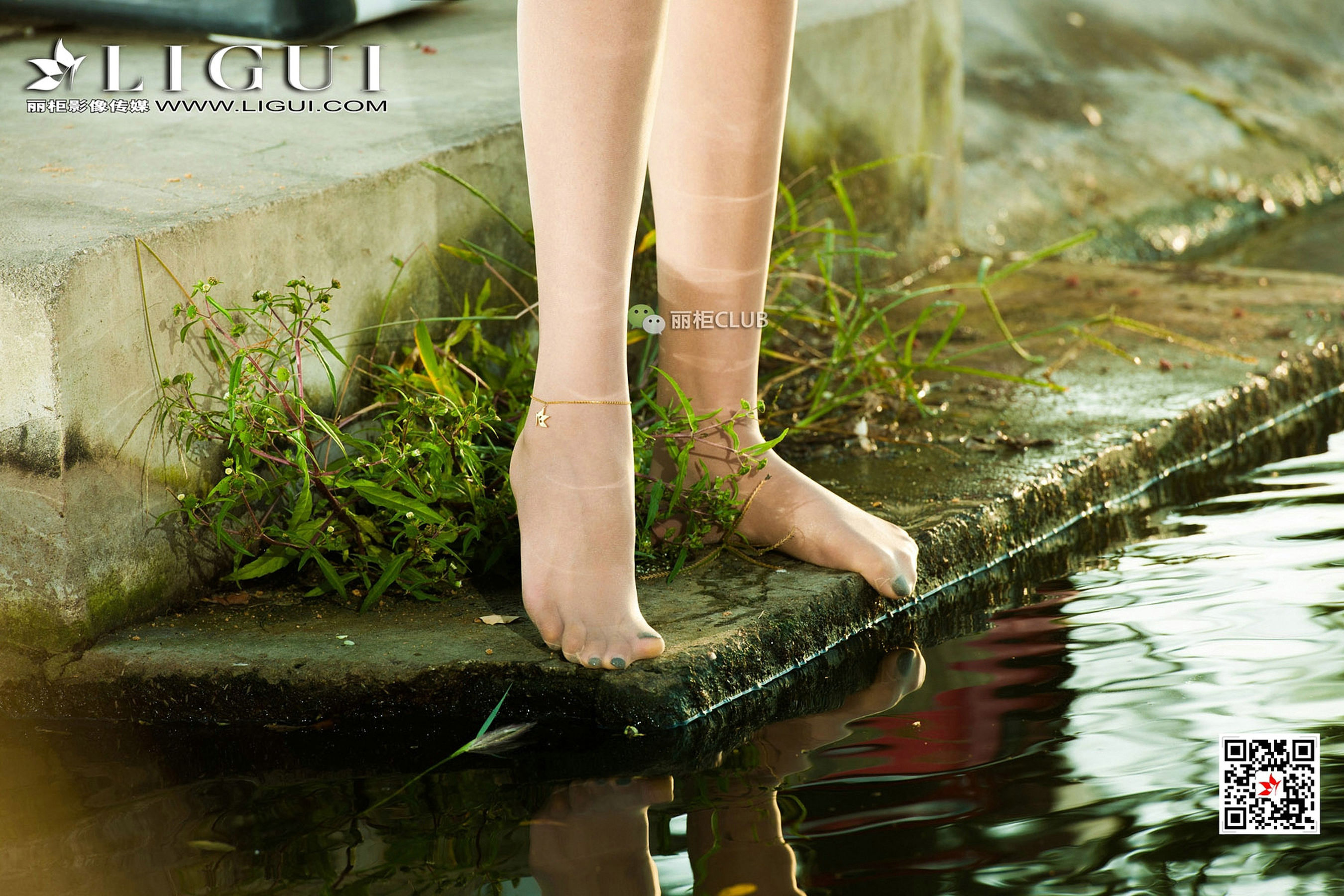 Model 温蒂《牛仔热裤 街拍美腿》 [丽柜Ligui]